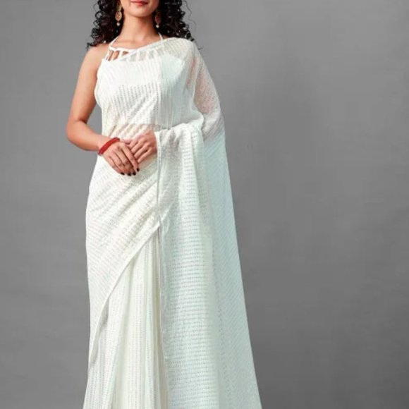 Beautiful Saree with Sequins - Picture 1 of 3